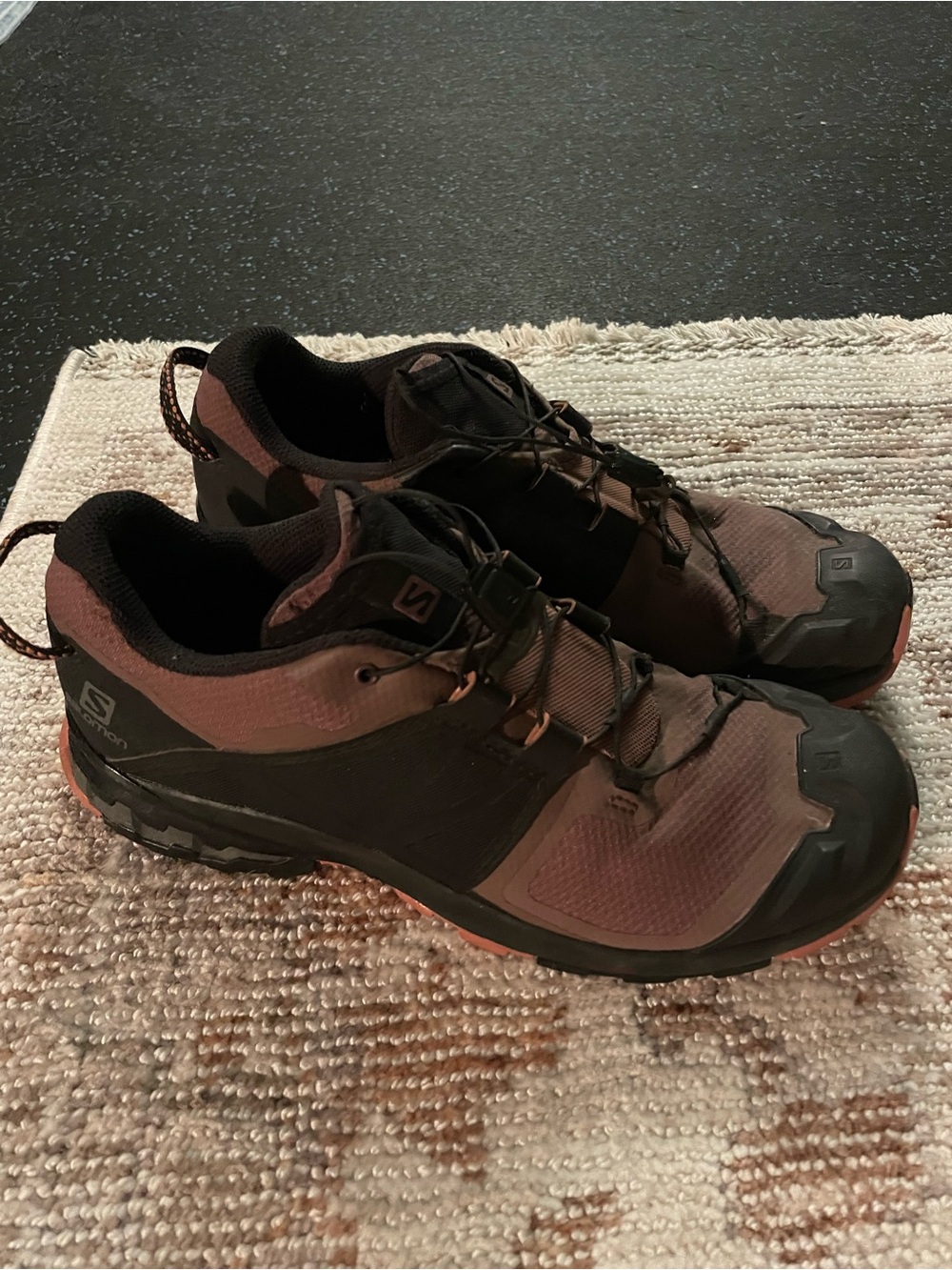 Salomon Men’s Black and Brown Trail Sneakers